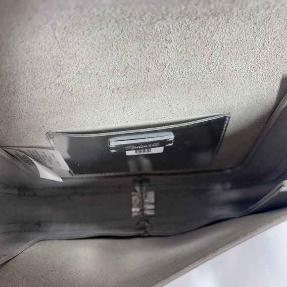 MADEWELL The Toggle‎ Flap Crossbody Bag in Specchio Leather - Silver - Picture 7 of 10